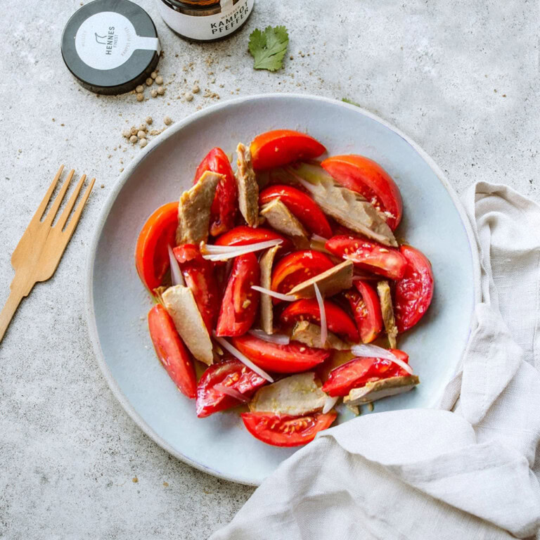 Weiße-Weihnacht-Thunfisch-Tomatensalat